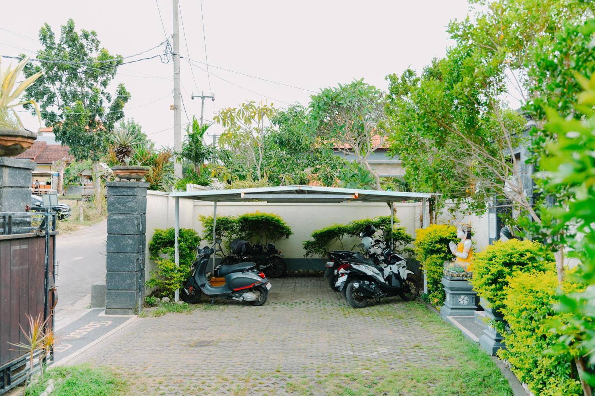 Taman Asih Bingin Homestay Улувату Екстер'єр фото