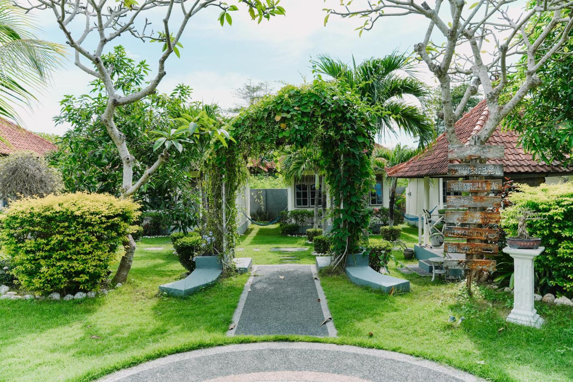 Taman Asih Bingin Homestay Улувату Екстер'єр фото